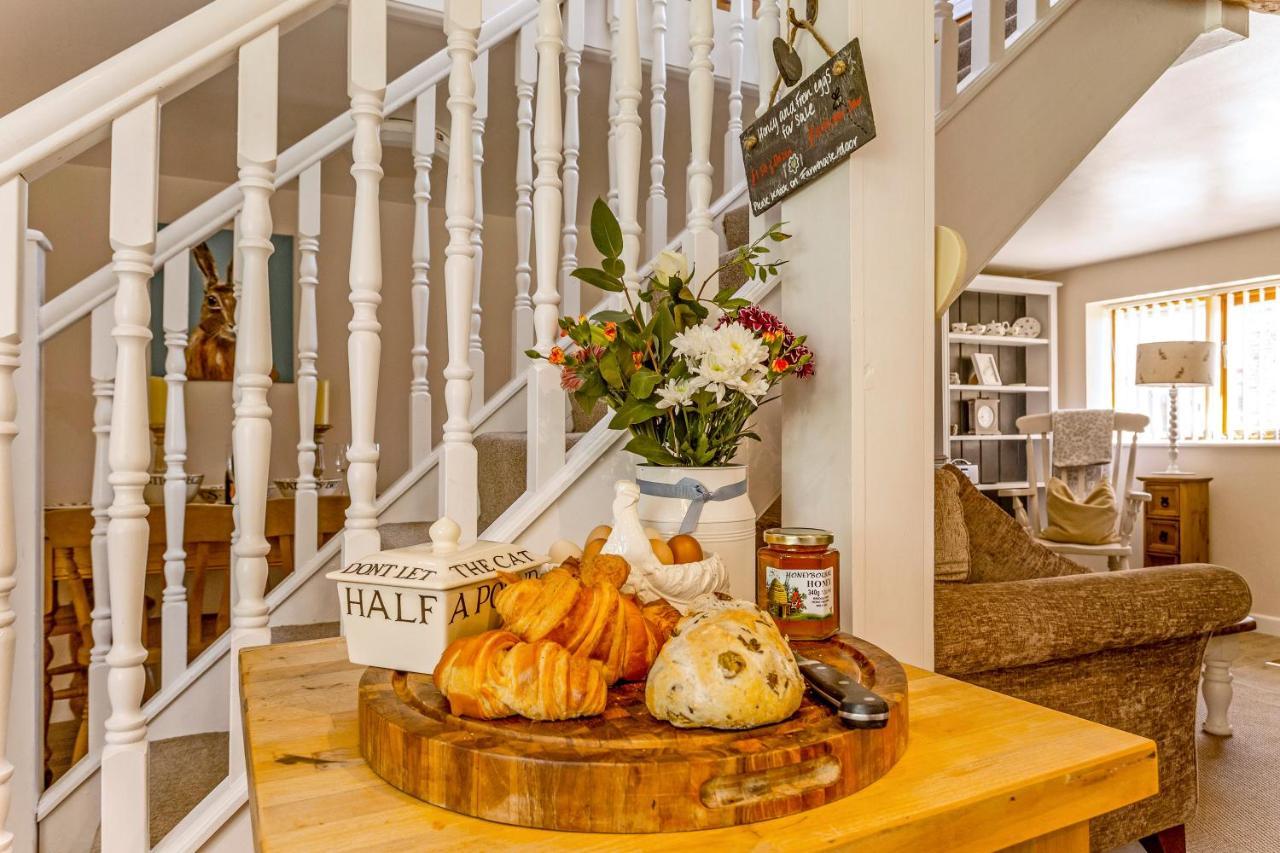 Bridge Farm Holiday Cottages Honeybourne Extérieur photo