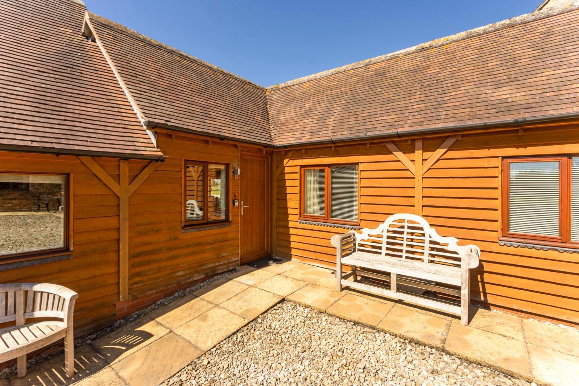 Bridge Farm Holiday Cottages Honeybourne Extérieur photo
